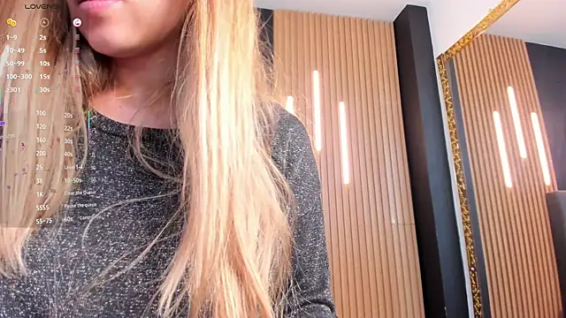Snapshot of EvaaLovia1 chatting on May 2026 01:28:02 PM EvaaLovia1 online show from May 2026 01:28:02 PM