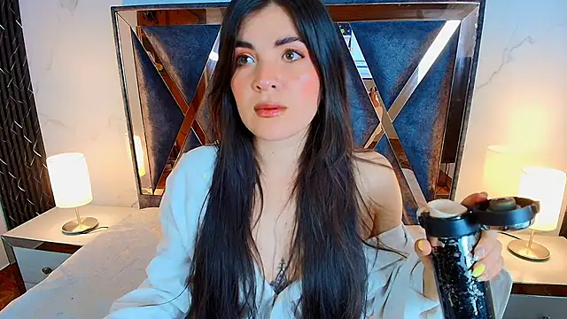 Snapshot of Amara_vega chatting on November 2025 05:50:02 AM Amara vega online show from November 2025 05:50:02 AM