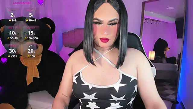 Snapshot of alexia_mattel chatting on November 2025 07:02:02 PM alexia mattel online show from November 2025 07:02:02 PM