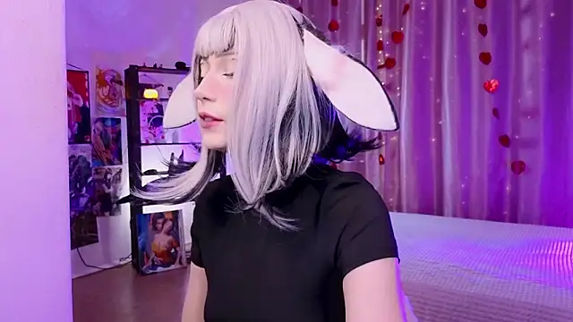 Carolina Leep online show from February 2026 12:06:01 PM