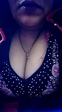Snapshot of sneha_rose chatting on January 2025 10:28:01 PM sneha rose online show from January 2025 10:28:01 PM