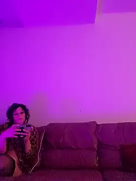 Snapshot of longthicknslick chatting on December 2024 02:07:02 AM longthicknslick online show from December 2024 02:07:02 AM