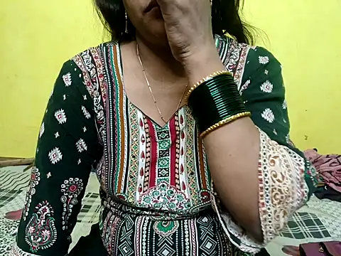 Snapshot of Sexyranibhabhi chatting on November 2025 03:07:01 AM Sexyranibhabhi online show from November 2025 03:07:01 AM