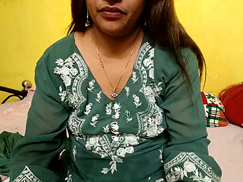 Snapshot of Sexyranibhabhi chatting on December 2025 04:12:02 PM Sexyranibhabhi online show from December 2025 04:12:02 PM