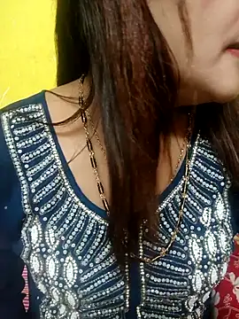Sexyranibhabhi online show from April 2026 02:34:02 PM