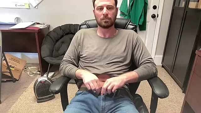 Snapshot of swagger1793 chatting on January 2025 07:43:01 PM swagger1793 online show from January 2025 07:43:01 PM