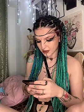 MoonAgnes online show from June 2026 01:15:01 PM