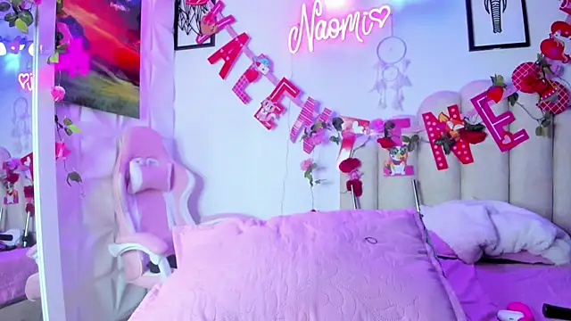 Snapshot of NaomiAsha chatting on February 2025 01:56:01 AM NaomiAsha online show from February 2025 01:56:01 AM