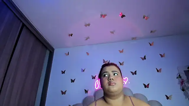 Snapshot of NaomiAsha chatting on October 2025 11:32:02 PM NaomiAsha online show from October 2025 11:32:02 PM