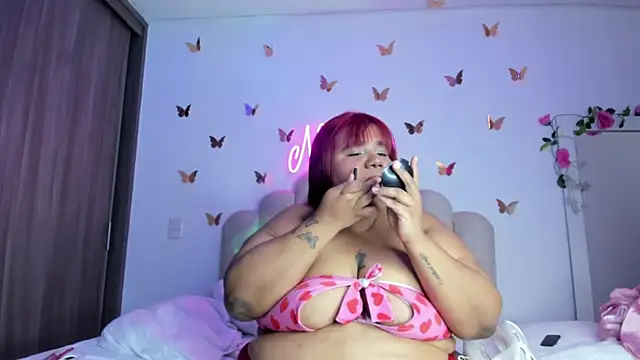 Snapshot of NaomiAsha chatting on November 2025 05:26:01 PM NaomiAsha online show from November 2025 05:26:01 PM