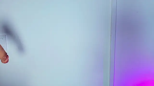 Lizz Tender online show from March 2025 12:39:02 PM