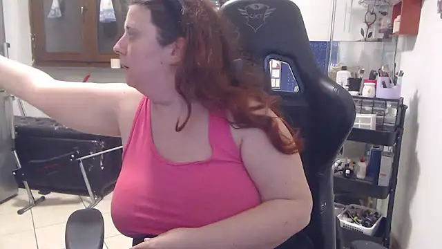 Snapshot of valerysexy chatting on December 2025 11:11:01 PM valerysexy online show from December 2025 11:11:01 PM