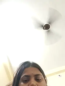 Hotmilfxox online show from April 2026 10:37:02 PM