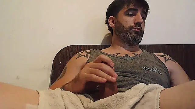 Snapshot of ozzypsico13 chatting on February 2026 04:25:01 PM ozzypsico13 online show from February 2026 04:25:01 PM