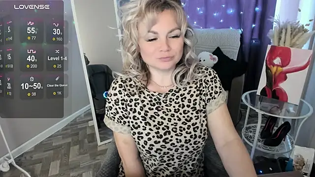 candy queeen online show from May 2026 03:45:02 AM