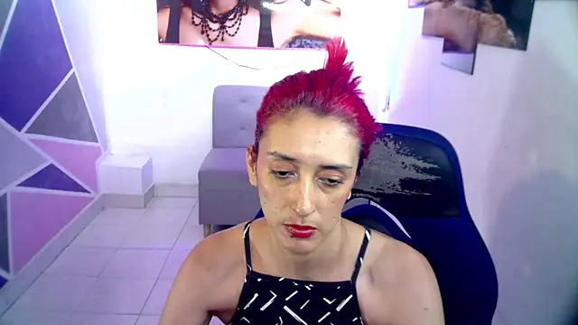 Snapshot of Ruby_Your_Milf chatting on January 2025 02:48:02 AM Ruby Your Milf online show from January 2025 02:48:02 AM