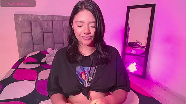 DIANEE 01 online show from January 2026 09:42:01 PM