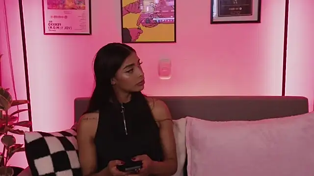 jane hart  online show from November 2025 01:38:01 AM