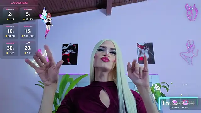 Snapshot of money_Ts_ chatting on October 2025 10:23:02 PM money Ts online show from October 2025 10:23:02 PM