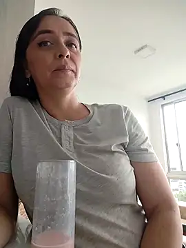 Snapshot of natalie_cowens chatting on February 2025 07:31:02 PM natalie cowens online show from February 2025 07:31:02 PM