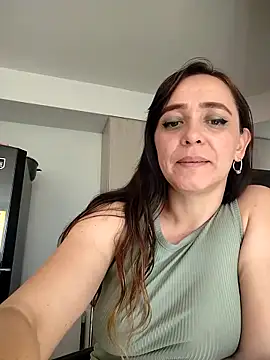 Snapshot of natalie_cowens chatting on February 2025 09:04:02 PM natalie cowens online show from February 2025 09:04:02 PM