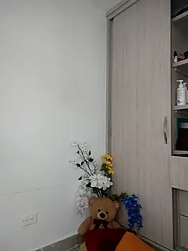 Snapshot of natalie_cowens chatting on October 2025 03:00:01 PM natalie cowens online show from October 2025 03:00:01 PM