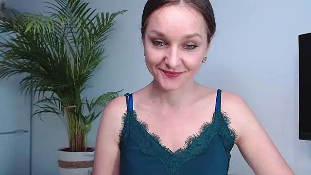 AliciaDesire online show from January 2025 11:04:02 AM