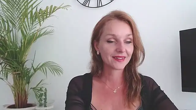 AliciaDesire online show from September 2025 01:10:01 PM