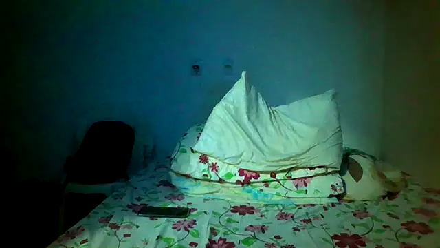 couplemilk online show from January 2026 05:11:02 AM