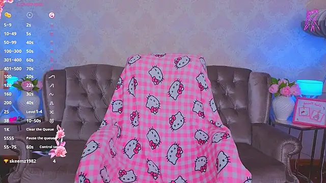 KitnissKiss online show from May 2026 04:09:02 AM