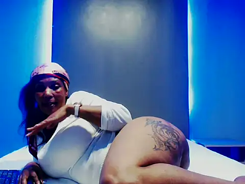 Snapshot of Juicyasss35xx chatting on October 2025 06:39:01 PM Juicyasss35xx online show from October 2025 06:39:01 PM