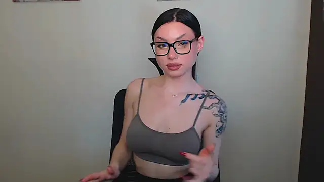 Cutesweetheart online show from March 2025 11:32:01 AM