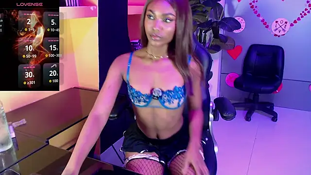 Snapshot of NatazhaQueen chatting on February 2026 04:30:02 AM NatazhaQueen online show from February 2026 04:30:02 AM