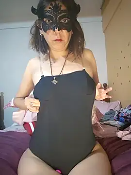 Snapshot of Lunababymylove chatting on September 2025 01:22:02 AM Lunababymylove online show from September 2025 01:22:02 AM