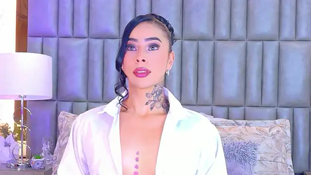GiahDaniels online show from June 2026 08:44:02 PM