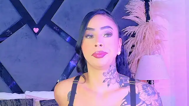 GiahDaniels online show from June 2026 05:06:02 PM