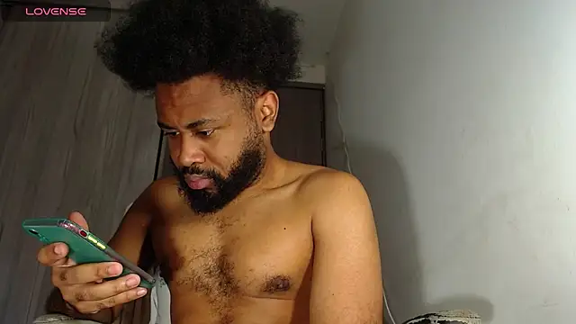 KaelMoreau online show from March 2025 08:31:02 PM