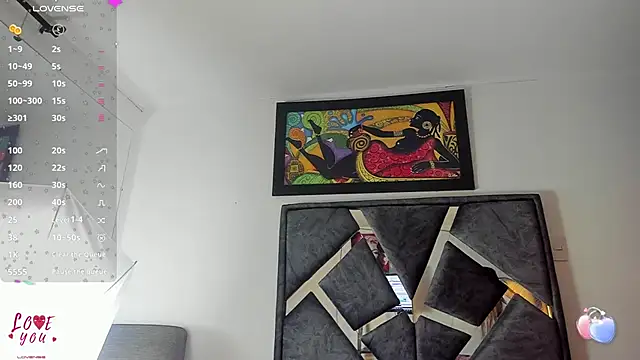 Vahiolet smith online show from October 2025 03:09:01 AM