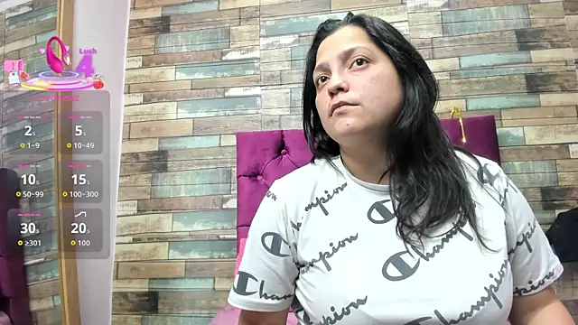 KataleyaStiward online show from December 2025 01:50:02 PM