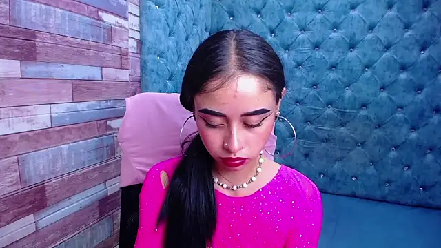 Snapshot of AnnySweett_ chatting on February 2025 07:41:01 PM AnnySweett online show from February 2025 07:41:01 PM