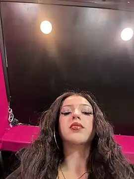 exoticmisfitt online show from March 2026 02:17:02 AM