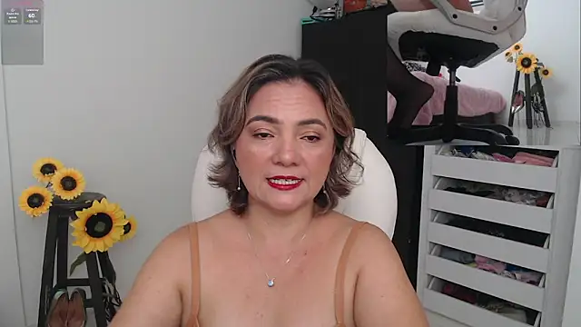 Ghada milf online show from December 2024 09:13:01 PM