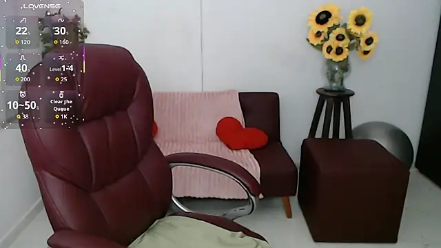 Snapshot of Ghada_milf chatting on April 2026 10:15:01 PM Ghada milf online show from April 2026 10:15:01 PM