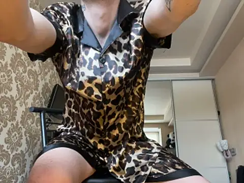 Snapshot of Mike_severi2 chatting on April 2026 11:41:02 AM Mike severi2 online show from April 2026 11:41:02 AM