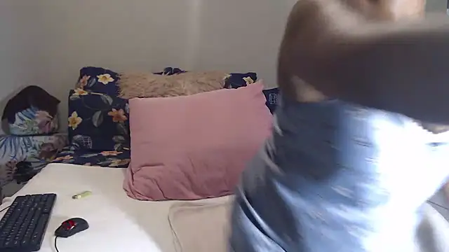 Amberbela online show from January 2026 06:55:02 PM