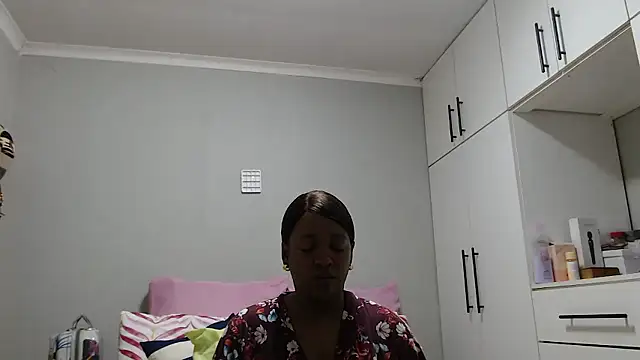 Amberbela online show from May 2026 03:50:02 PM