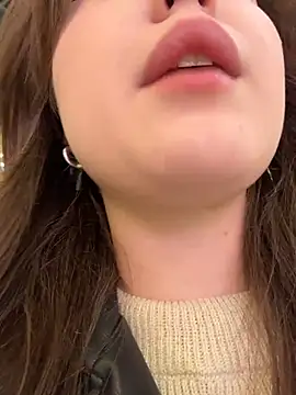 Peachy Dream online show from November 2025 06:08:02 PM