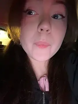 Peachy Dream online show from April 2026 06:27:02 PM