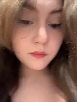 Peachy Dream online show from May 2026 06:16:02 PM
