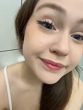 Peachy Dream online show from May 2026 08:48:01 PM